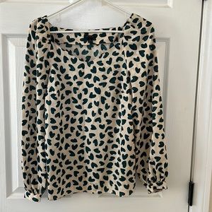 Ann Taylor heart puff sleeve blouse